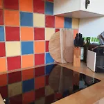 Les chemins de la Cité Chambre ou appartement