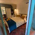 Les chemins de la Cité Chambre ou appartement