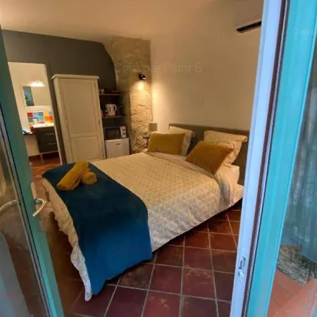 Les Chemins De La Cite Ou