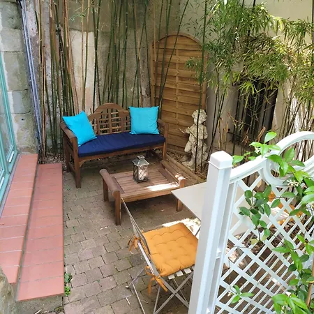 Le Rempart-Clim-Terrasse & Patio A 3Min De La Cite Casa de Férias