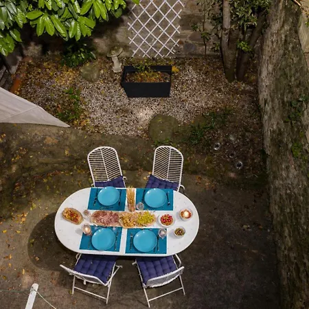 Le Rempart-Clim-Terrasse&patio à 3min de la cité *