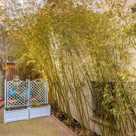 Сasa de vacaciones Le Rempart-Clim-Terrasse&patio à 3min de la cité *