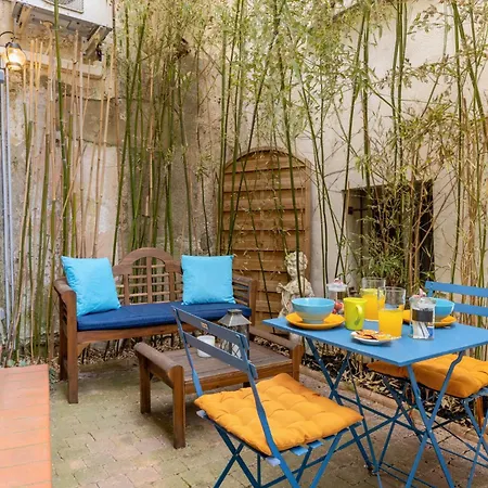 Le Rempart-Clim-Terrasse&patio à 3min de la cité *
