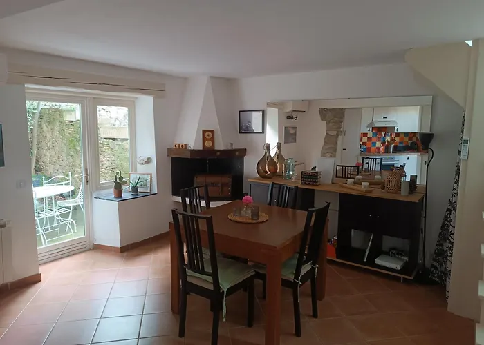 Les Chemins De La Cite Ou Σπίτι διακοπών *